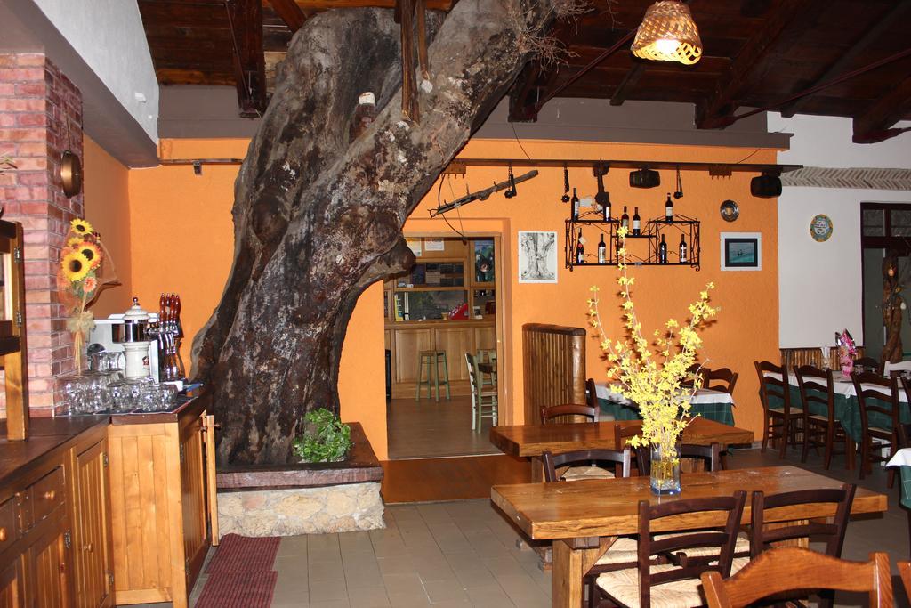Albergo Ristorante Montecucco Da Tobia Sigillo Dış mekan fotoğraf